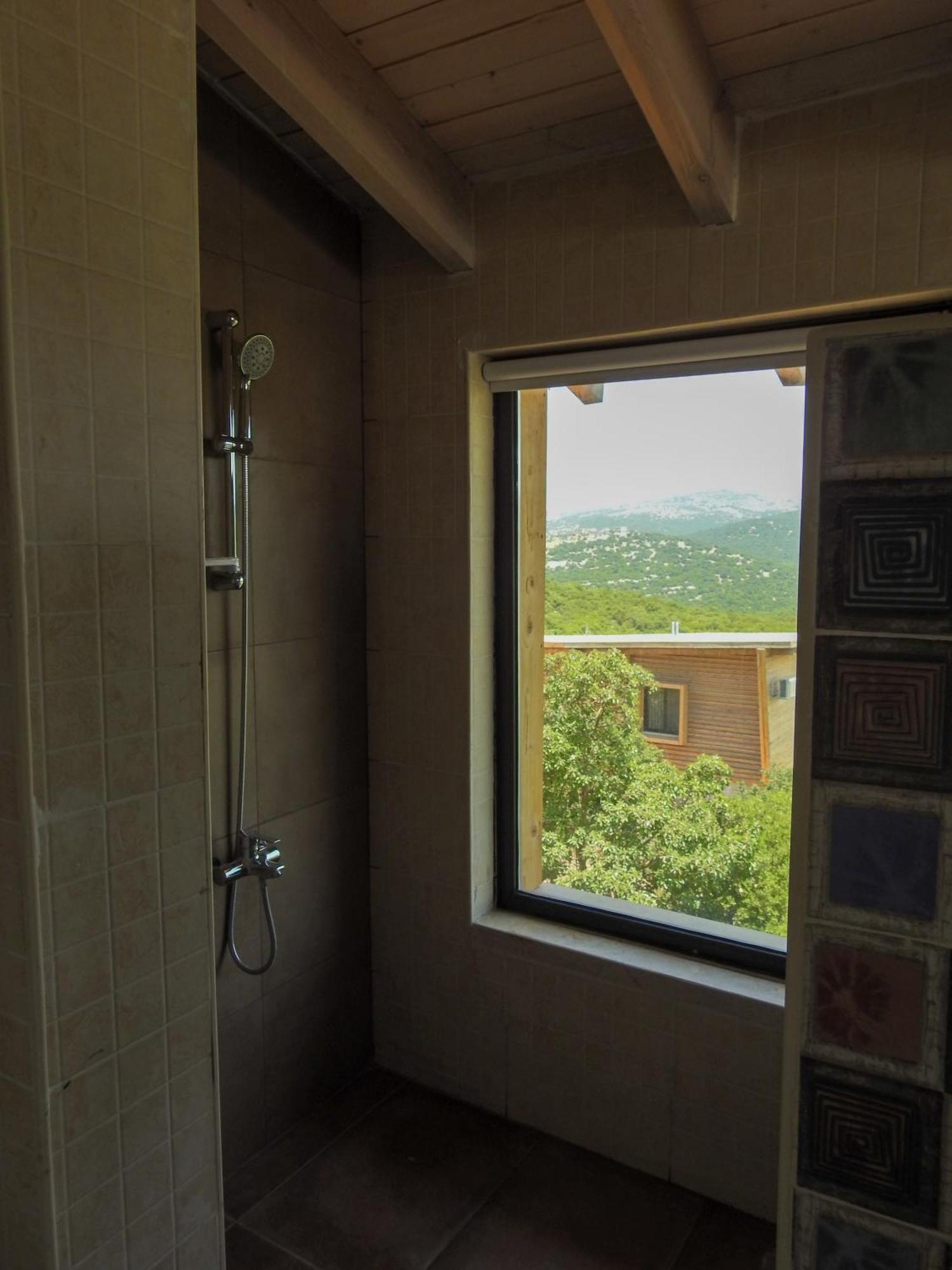 Ajloun Forest Reserve Jarash Extérieur photo