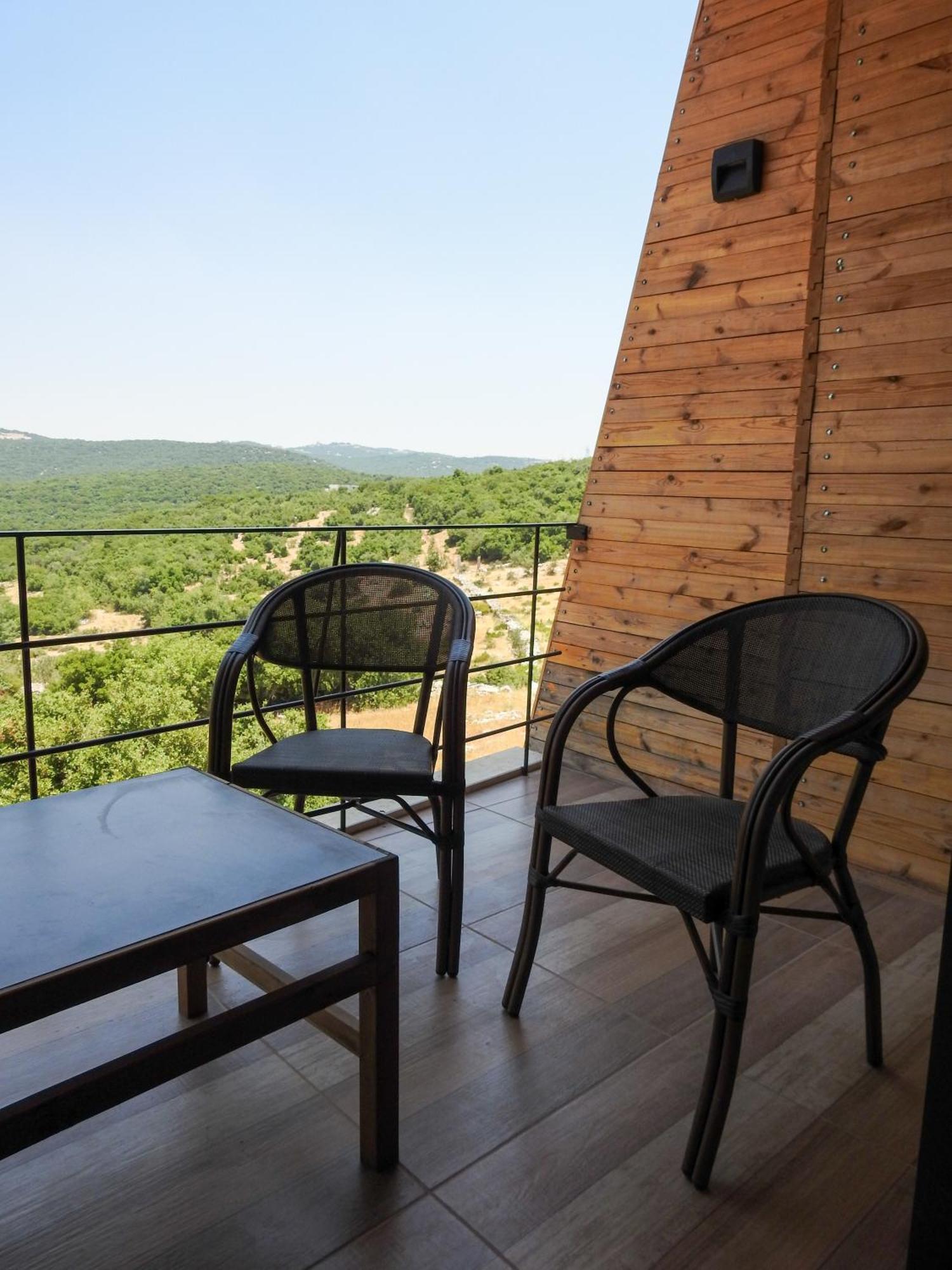 Ajloun Forest Reserve Jarash Extérieur photo